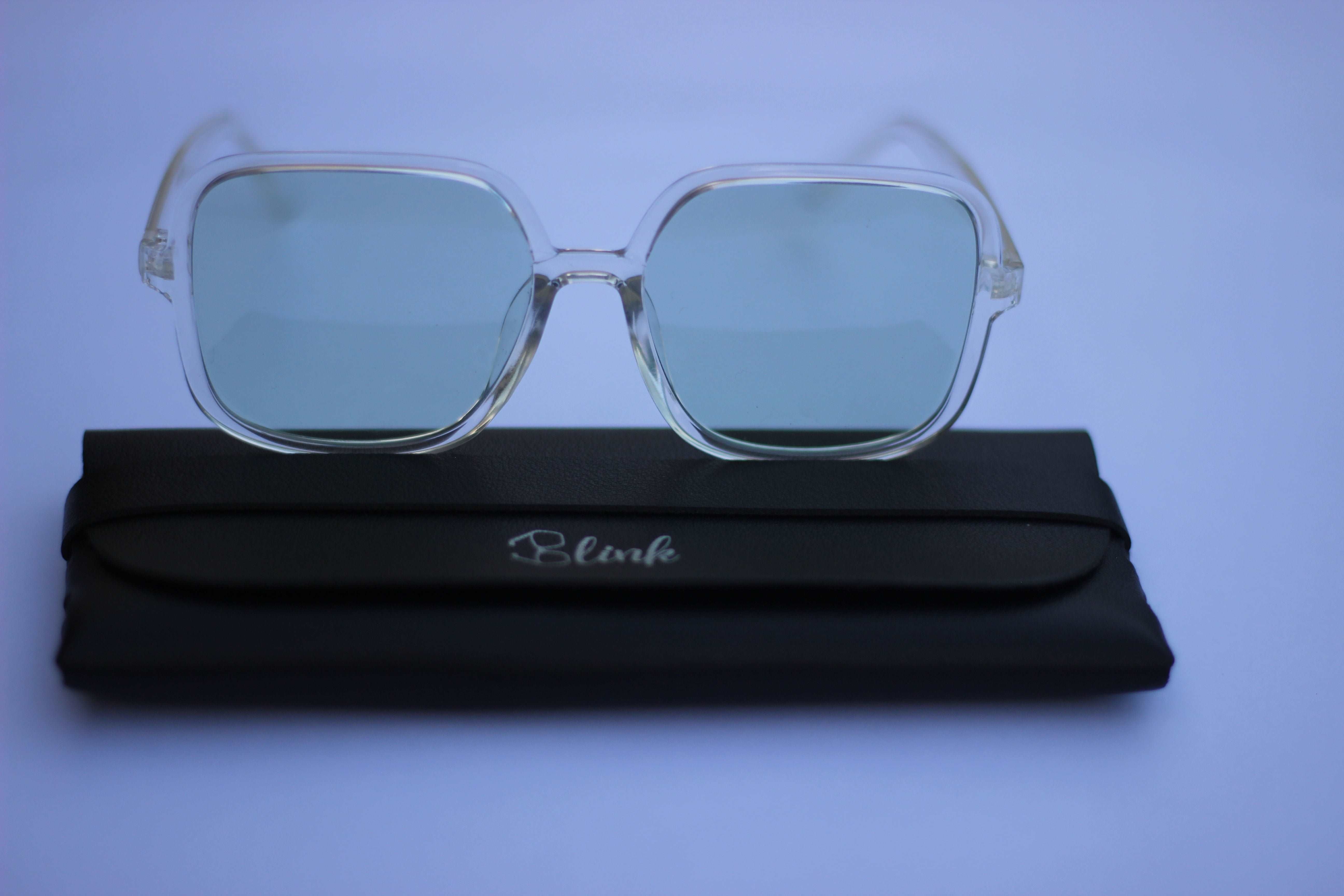 Transition Glasses with Screen Protection Classic Frame Design